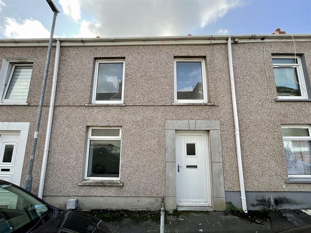 2 bed terraced house for sale in Pottery Place, Llanelli SA15, £119,000