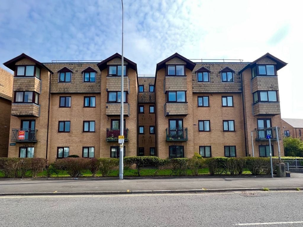 Meridian Court North Road Cardiff CF14  