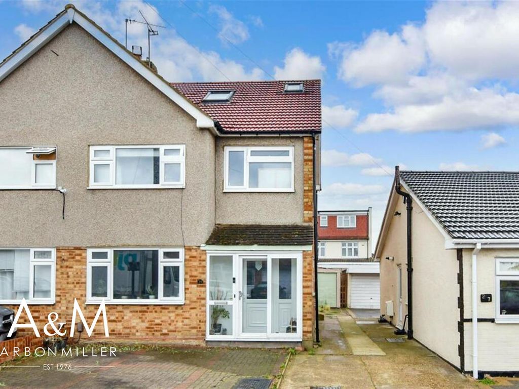 5 bed semidetached house to rent in Alexandra Road, Chadwell Heath