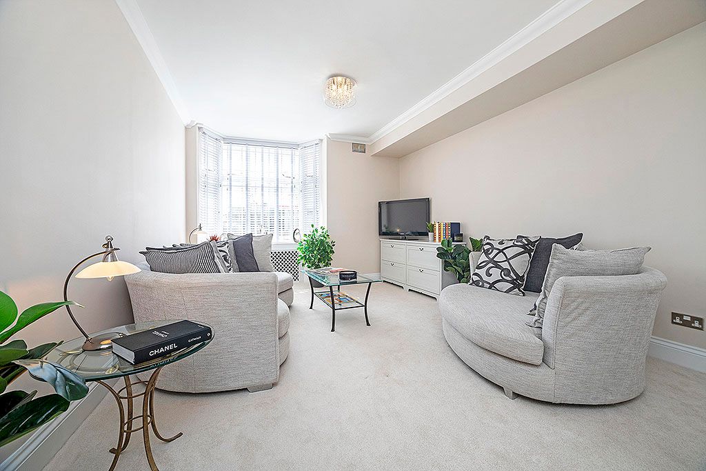 Arthur Court, Queensway, Bayswater W2