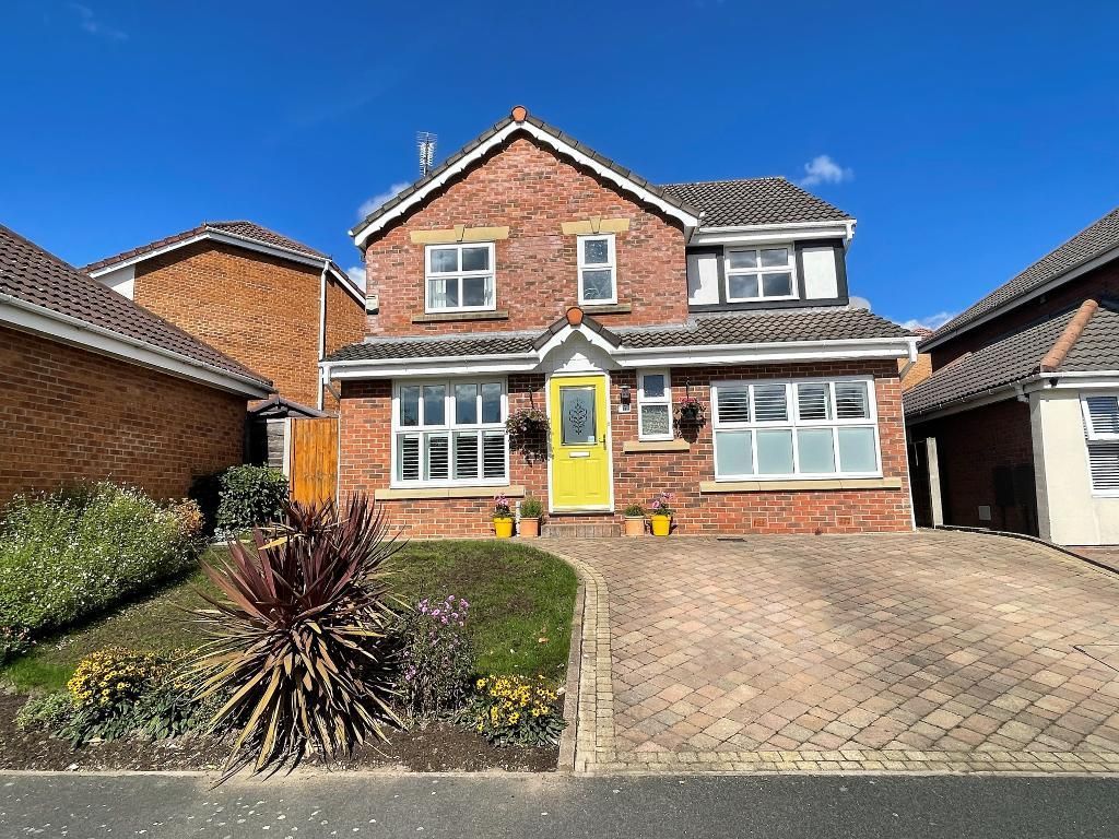 4 bed detached house for sale in Owens Farm Drive, Offerton, Stockport