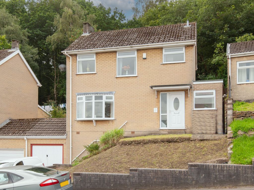 3 bed detached house for sale in Birks Wood Drive, Oughtibridge S35, £