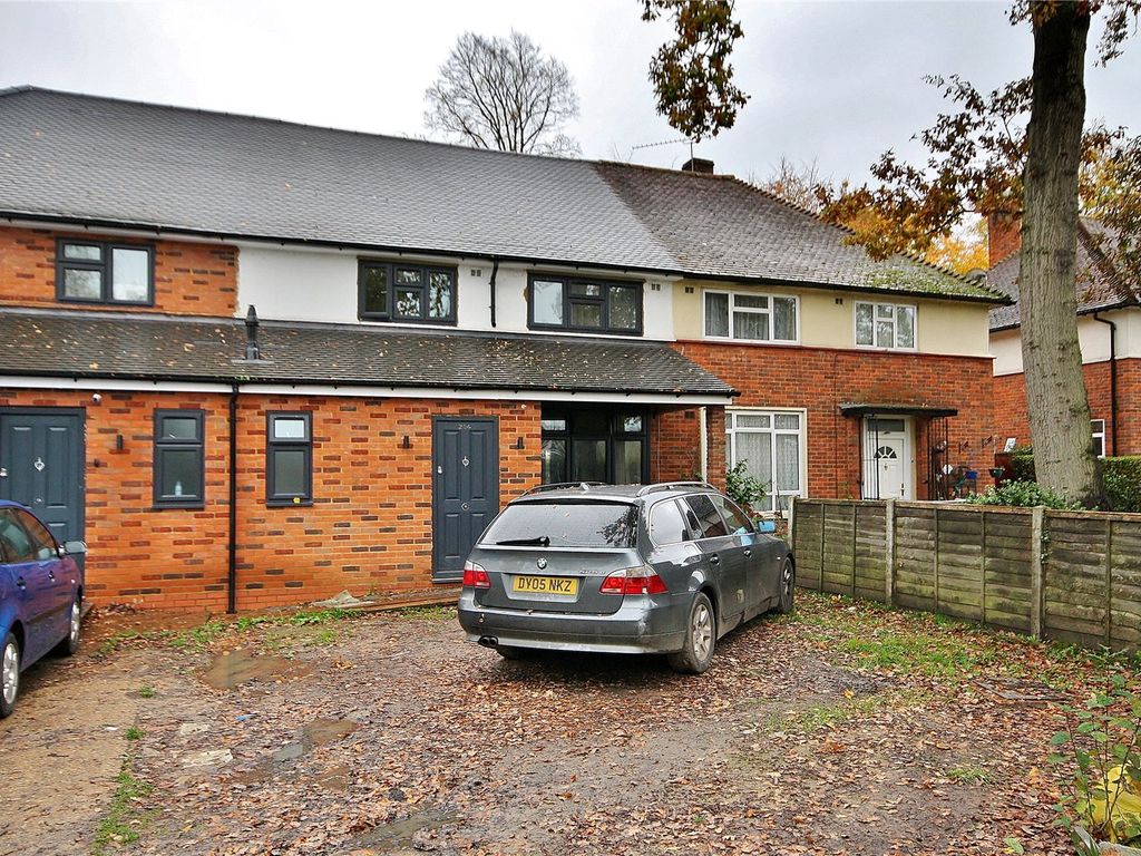 Albert Drive, Sheerwater, Woking, Surrey GU21