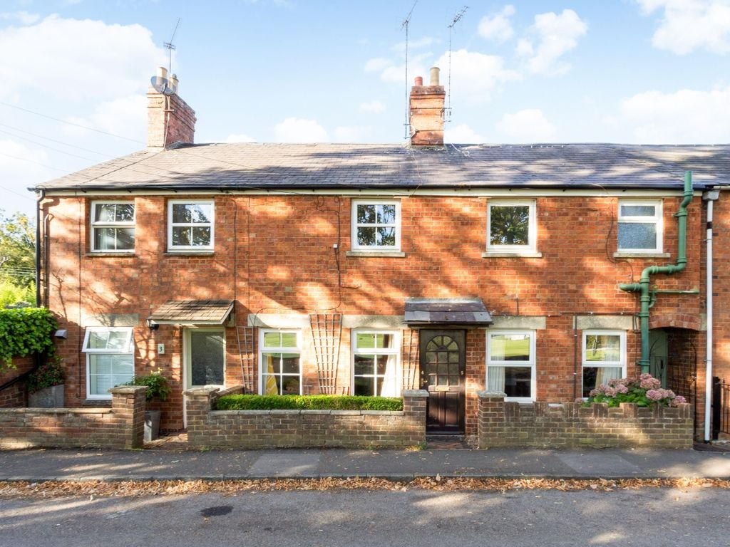 2 bed cottage to rent in Strawberry Terrace, Bloxham, Banbury OX15 Zoopla