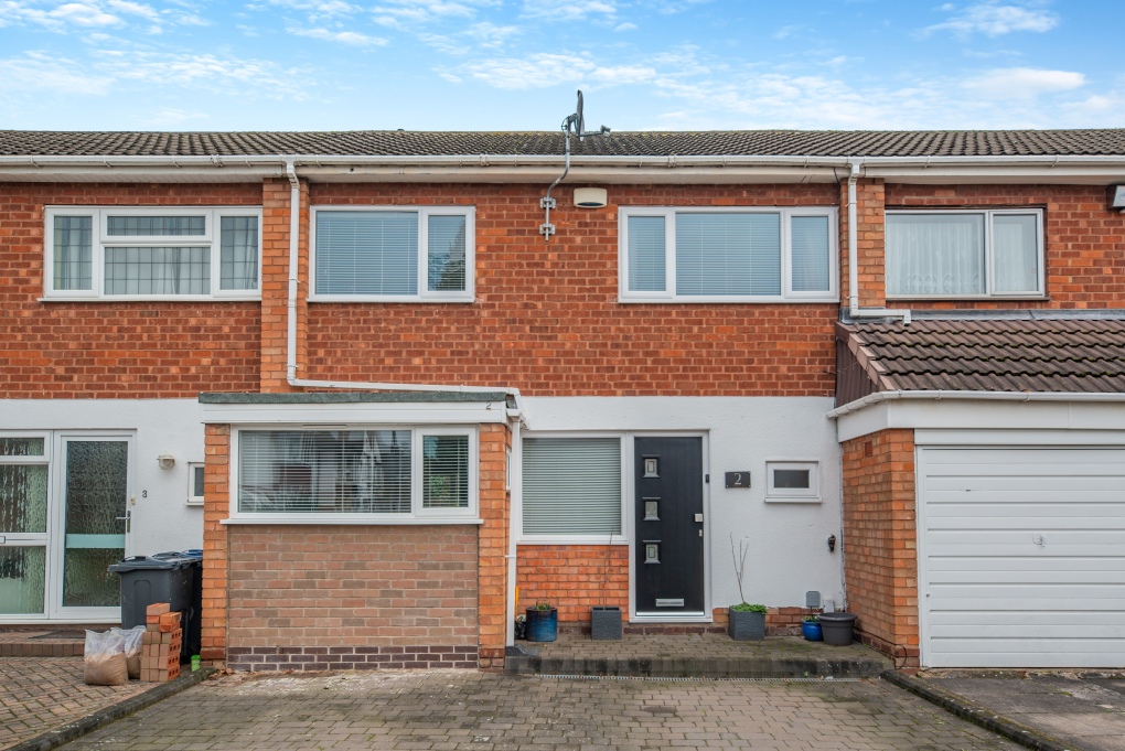 3 bed terraced house for sale in Bromwich Drive, Sutton Coldfield B75, £330,000 Zoopla