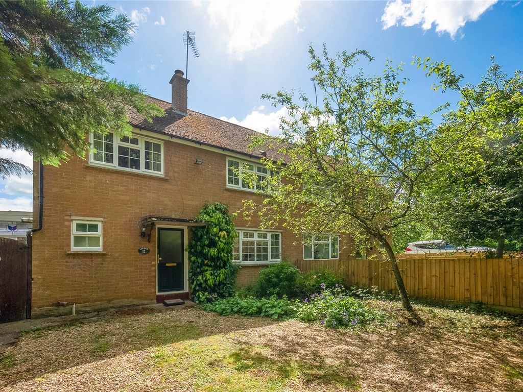 3 bed semidetached house for sale in St Peters Close, South Newington