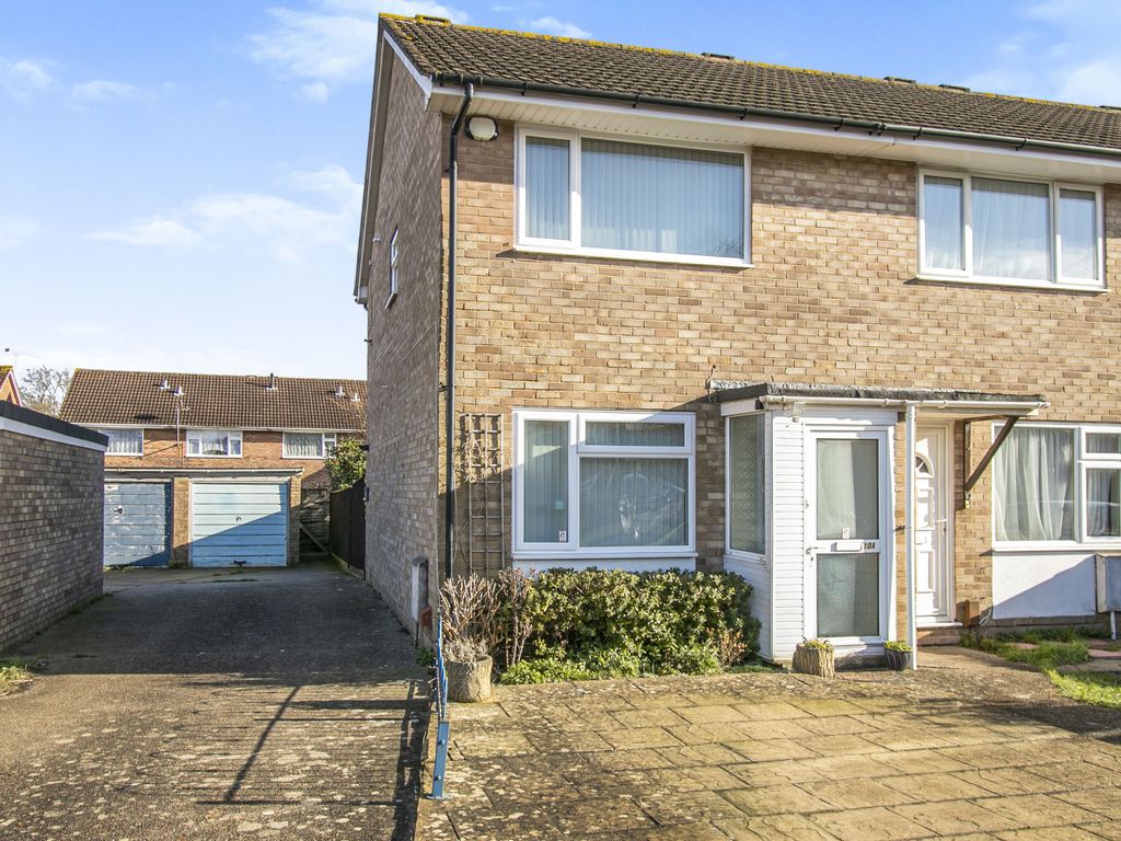 2 bed end terrace house for sale in Symes Road, Poole BH15 Zoopla