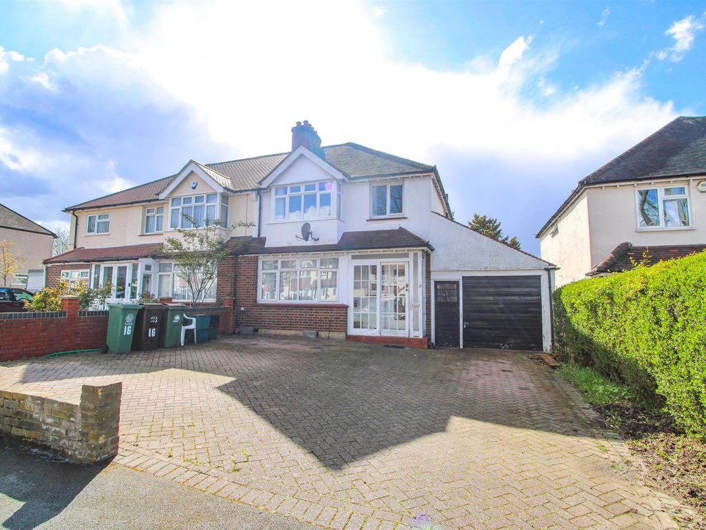 3 bed semidetached house for sale in Foresters Drive, Wallington SM6 Zoopla