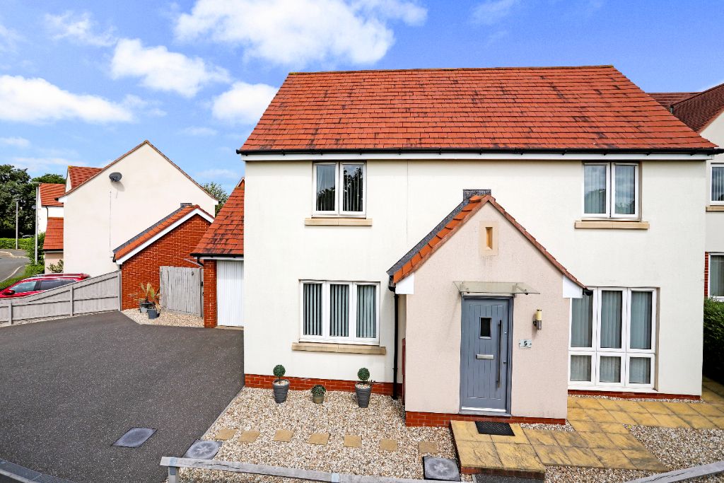 4 bed detached house for sale in Roman Way, Cranbrook, Exeter EX5 Zoopla