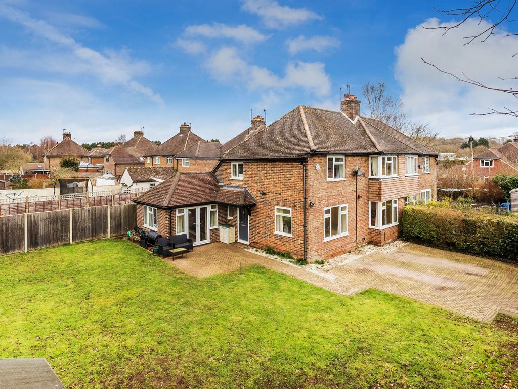 3 bed semidetached house for sale in Milford, Godalming, Surrey GU8