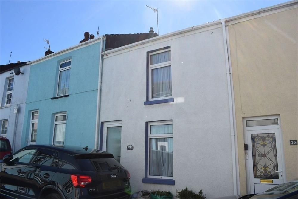 2 bed terraced house to rent in Park Street, Mumbles, Swansea SA3, £