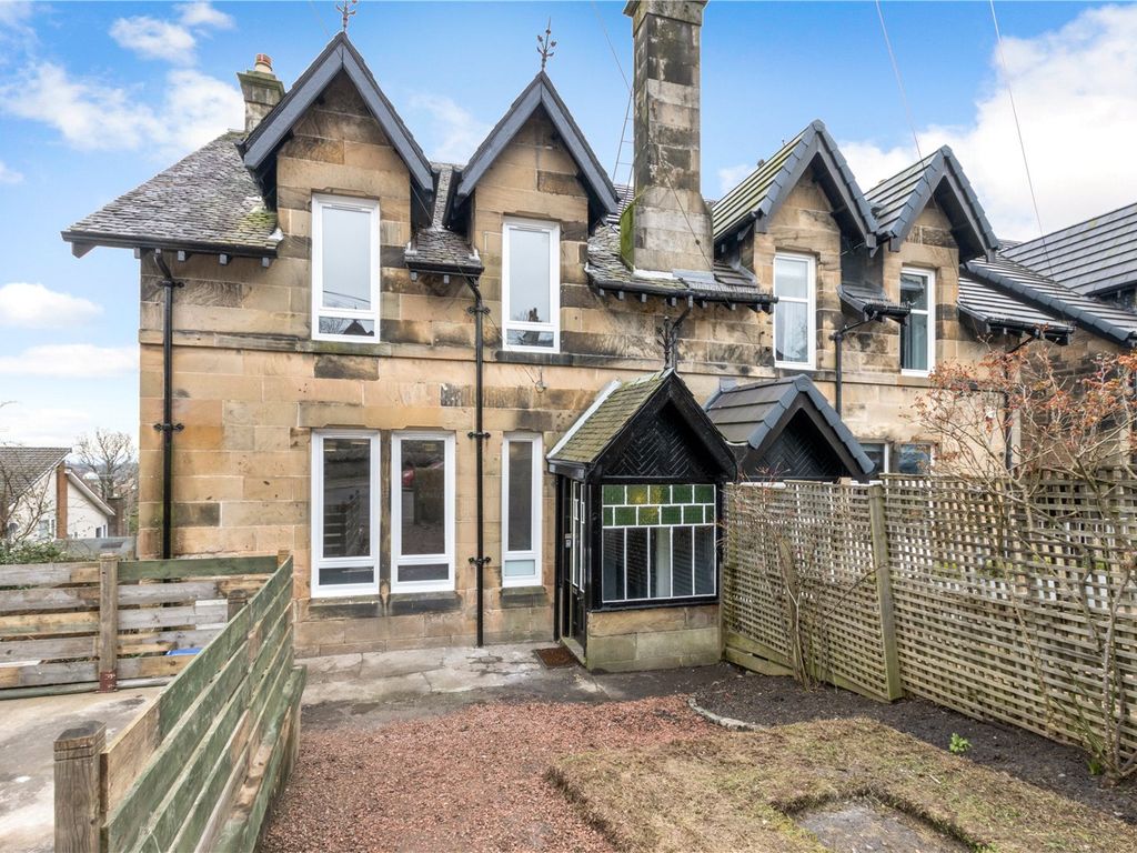 4 bed semidetached house for sale in Hunterhill Road, Paisley
