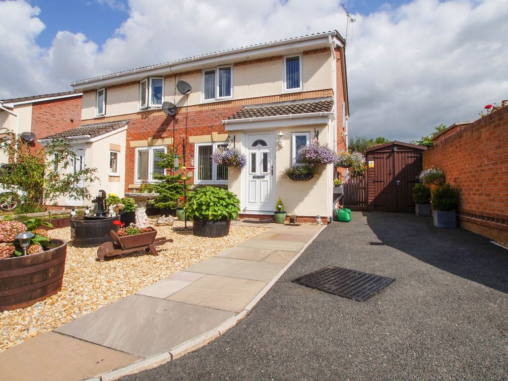 3 bed semidetached house for sale in Wellside Walk, Carlisle CA1, £
