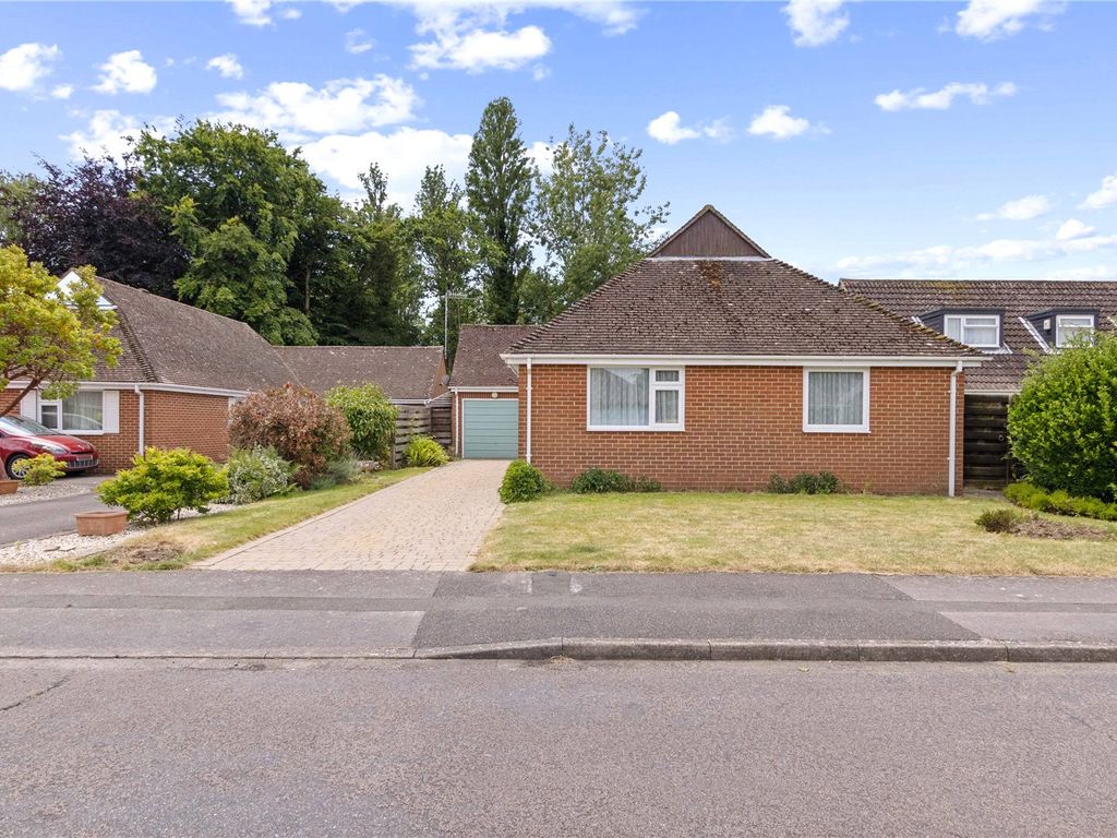 3 bed bungalow for sale in Chawkmare Coppice, Aldwick, West Sussex PO21