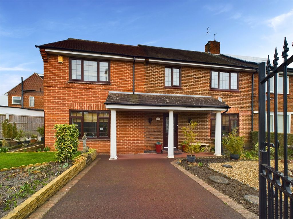 4 bed semidetached house for sale in Firbeck Road, Wollaton