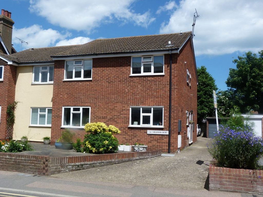 2 bed property for sale in St. Peters Road, Broadstairs CT10 Zoopla