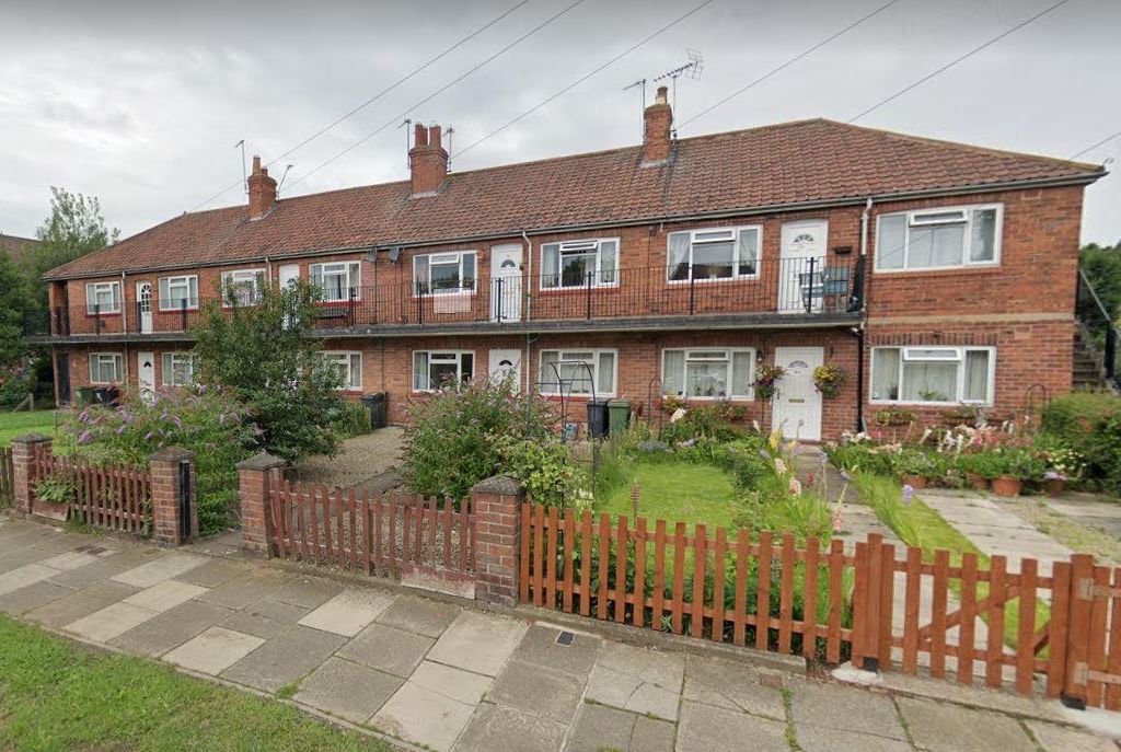 10 bed flat for sale in Hamilton Drive, York YO24 Zoopla