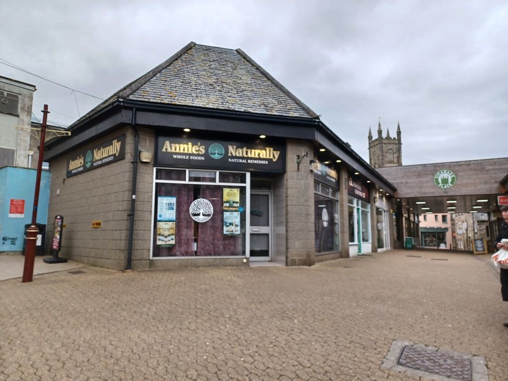 Retail premises to let in 12C Vicarage Place, St. Austell, Cornwall
