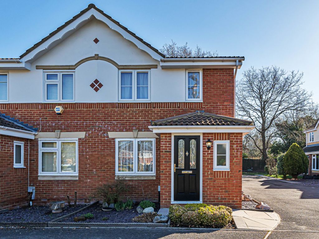 3 bed semidetached house for sale in Lincoln Close, Ash Vale, Surrey GU12 Zoopla