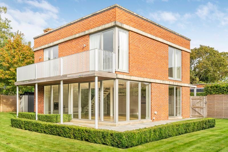 3 bed detached house for sale in Trenchard Lane, Caversfield, Bicester