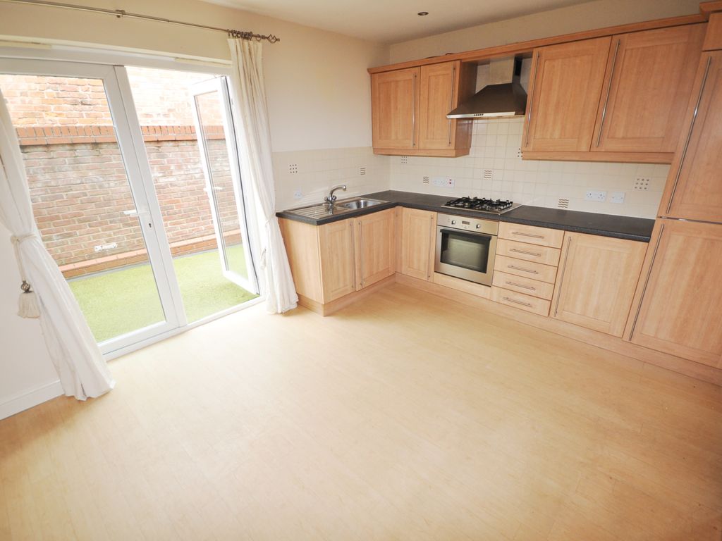 2 bed end terrace house to rent in Pickering Mews, Pickering Street