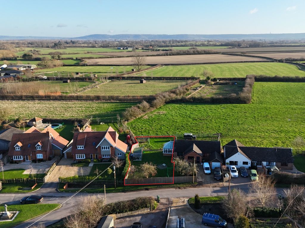 Land for sale in Moreton, Oxfordshire, Moreton, Oxfordshire