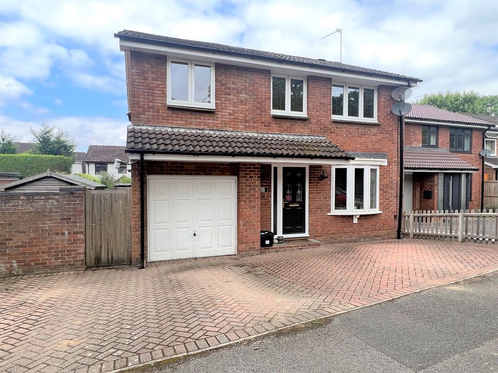 4 bed detached house for sale in The Mount, Ringwood BH24 Zoopla