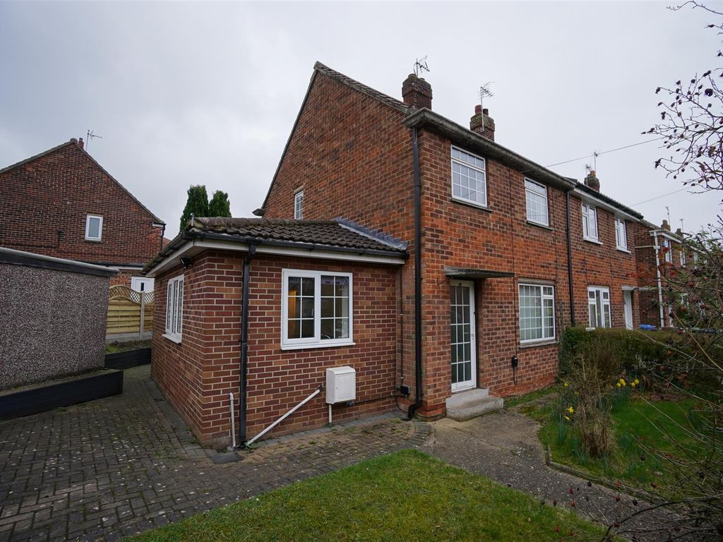 2 bed semidetached house for sale in Plantation Drive, North Ferriby