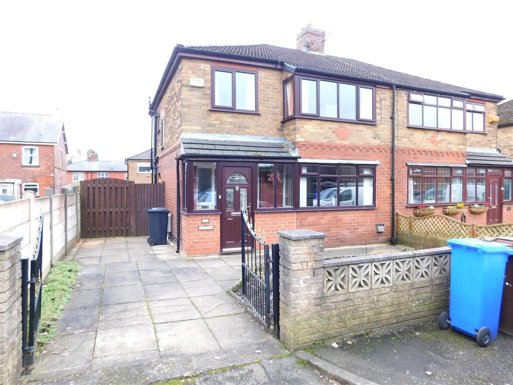 3 bed semidetached house for sale in Timperley Fold, AshtonUnderLyne