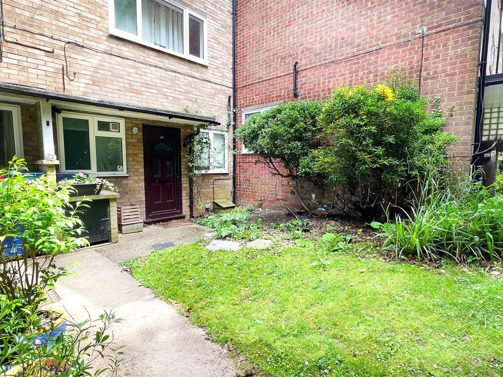 1 bed flat to rent in Haygarth, Knebworth SG3 Zoopla