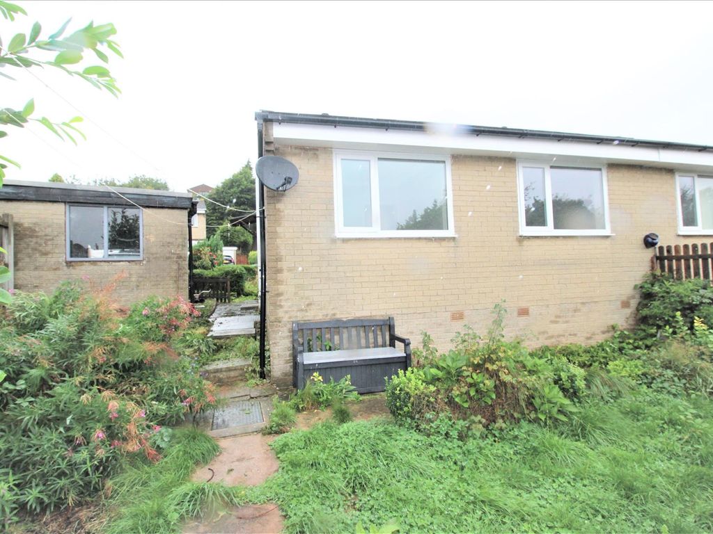 2 bed semidetached bungalow for sale in Thorndale Rise, Bradford BD2