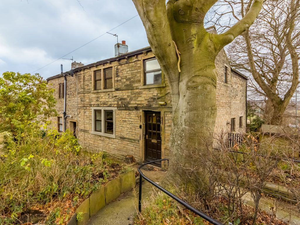 3 bed semidetached house for sale in Station Road, Fenay Bridge