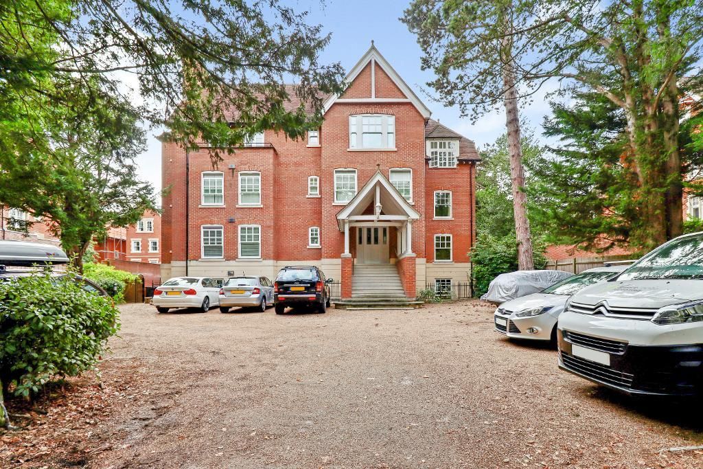 1 bed flat for sale in New Dover Road, Canterbury, Kent CT1, £200,000