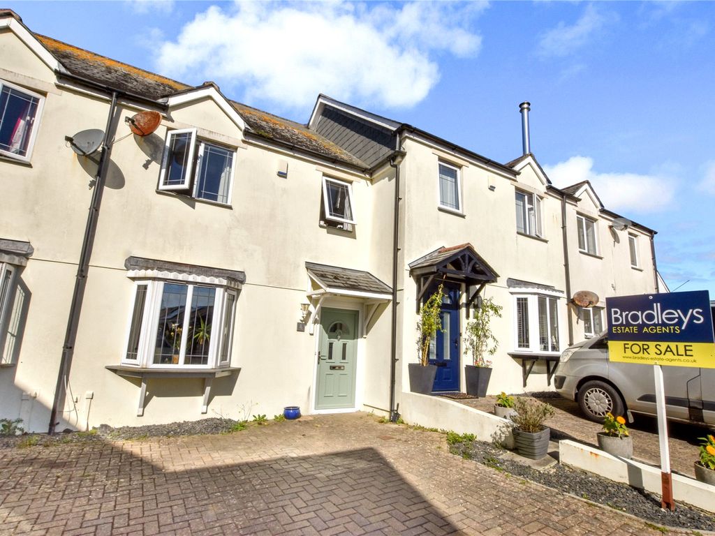 3 bed terraced house for sale in Quintrell Close, Quintrell Downs