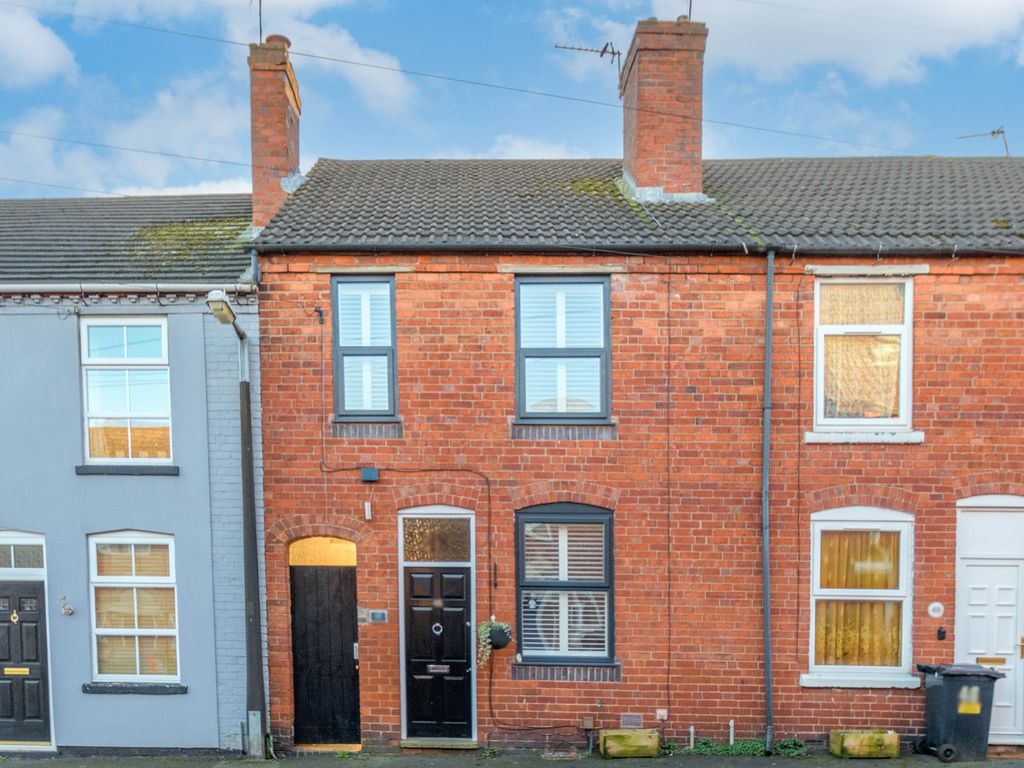 3 bed terraced house for sale in Mount Street, Halesowen, West Midlands