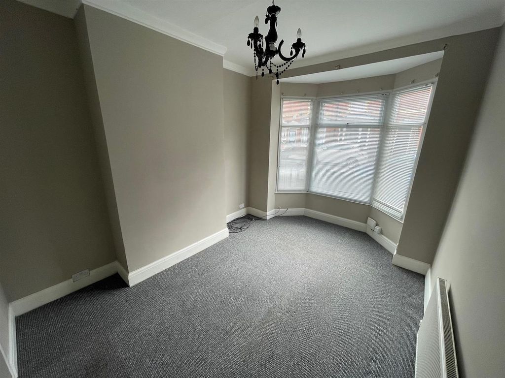 3 bed terraced house to rent in Sidmouth Street, Hull HU5 Zoopla