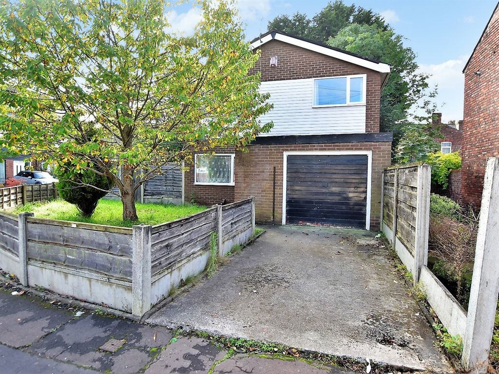3 bed detached house for sale in Norwood Avenue, Didsbury, Manchester M20, £395,000 Zoopla