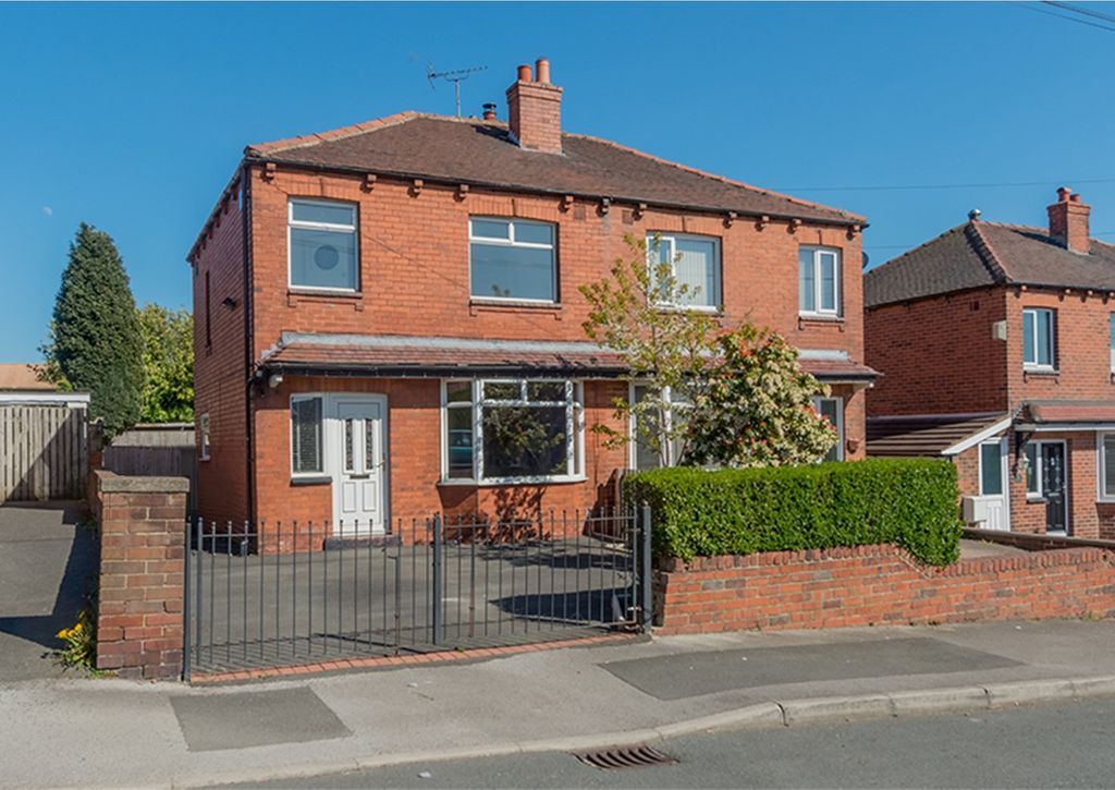 3 bed semidetached house to rent in Thirlmere Drive, Tingley