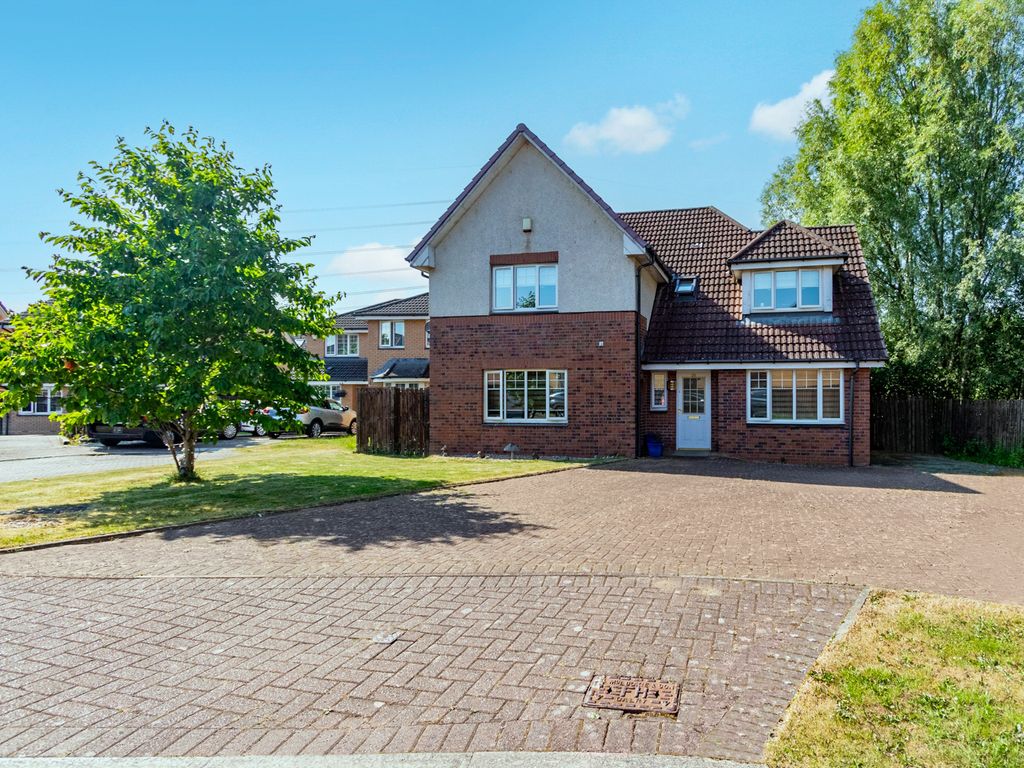 5 bed detached house for sale in North Calder Place, Broomhouse