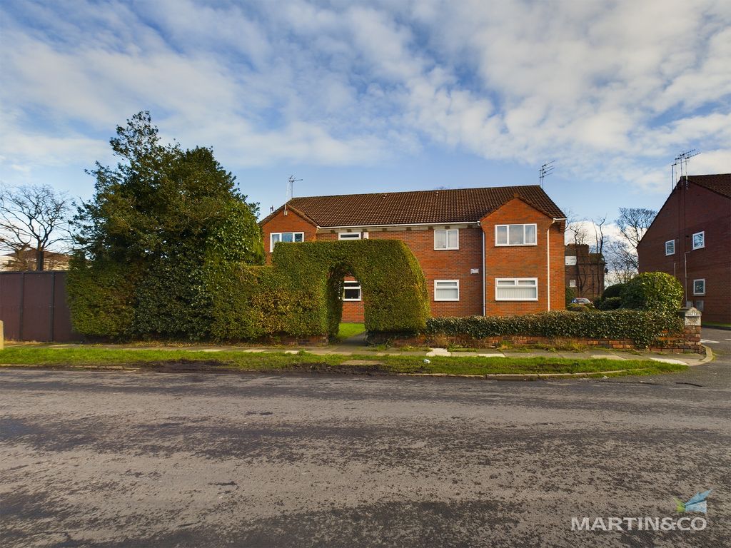1 bed flat for sale in Victoria Court, Rock Ferry, Wirral, Merseyside