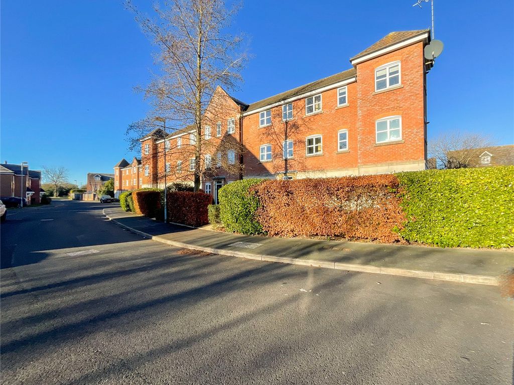 2 bed flat to rent in Enterprise Drive, Sutton Coldfield, West Midlands B74, £975 pcm Zoopla