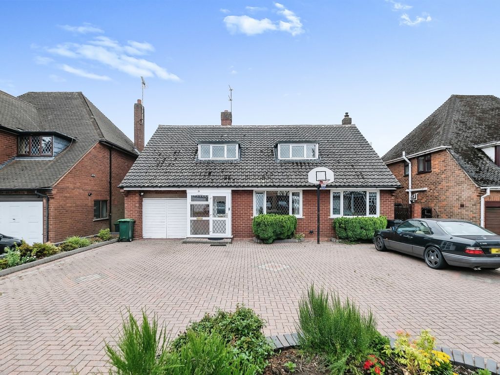 4 bed detached bungalow for sale in Pear Tree Drive, Great Barr, Birmingham B43 Zoopla