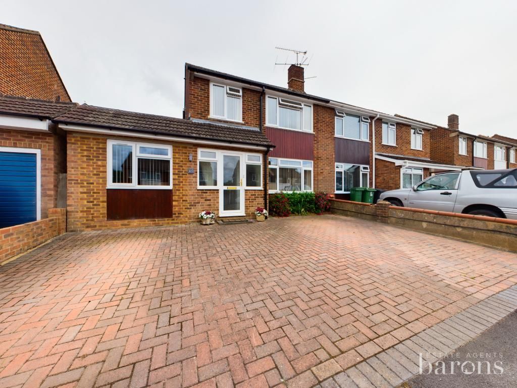 4 bed semidetached house for sale in Clarke Estate, Basingstoke RG23