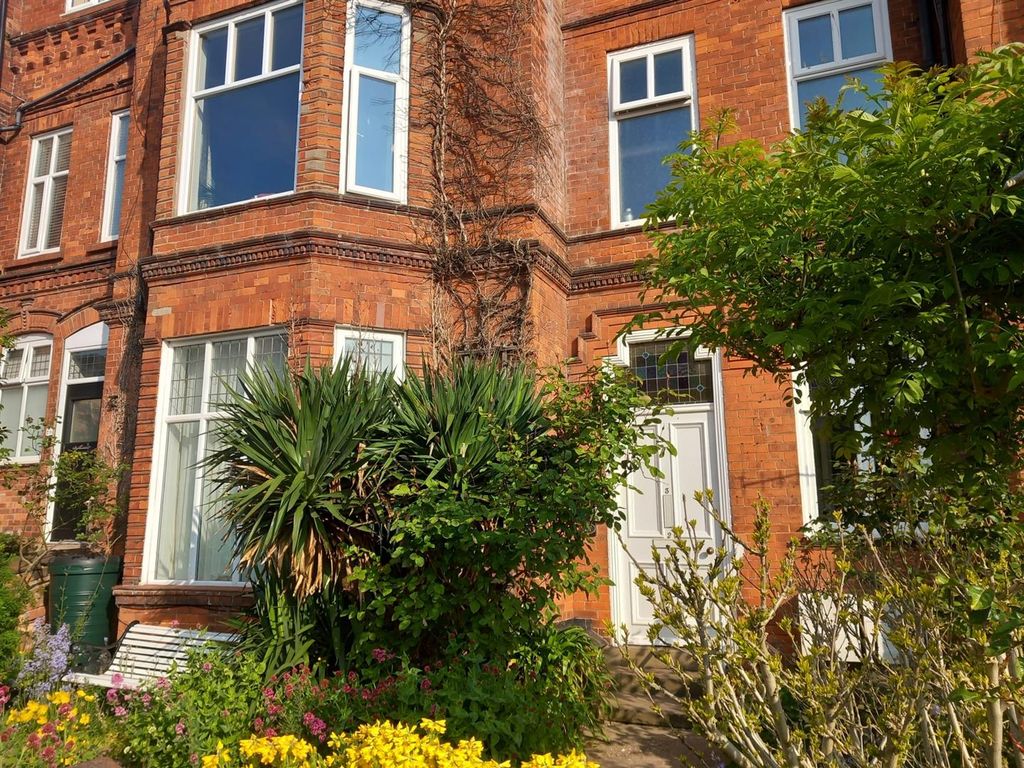 2 bed flat for sale in Avenue Victoria, Scarborough YO11 Zoopla