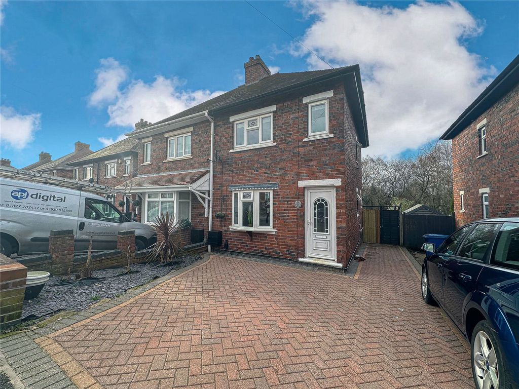 2 bed semidetached house for sale in Bailey Avenue, Hockley, Tamworth