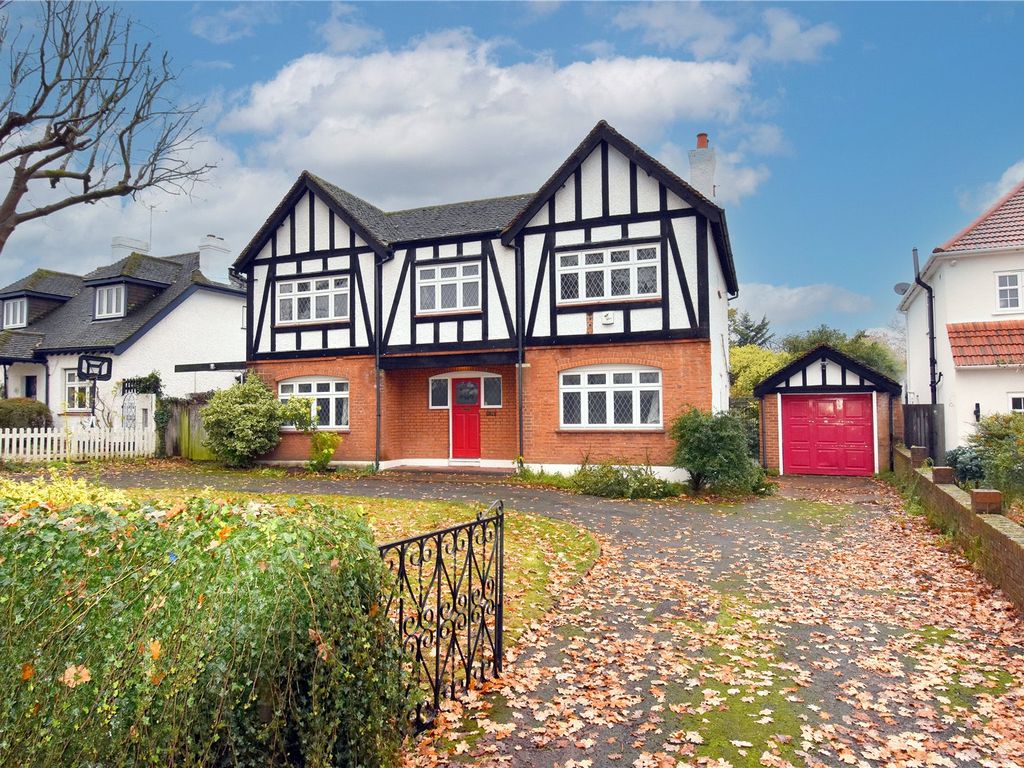 4 bed detached house for sale in Blakes Lane, New Malden KT3, £