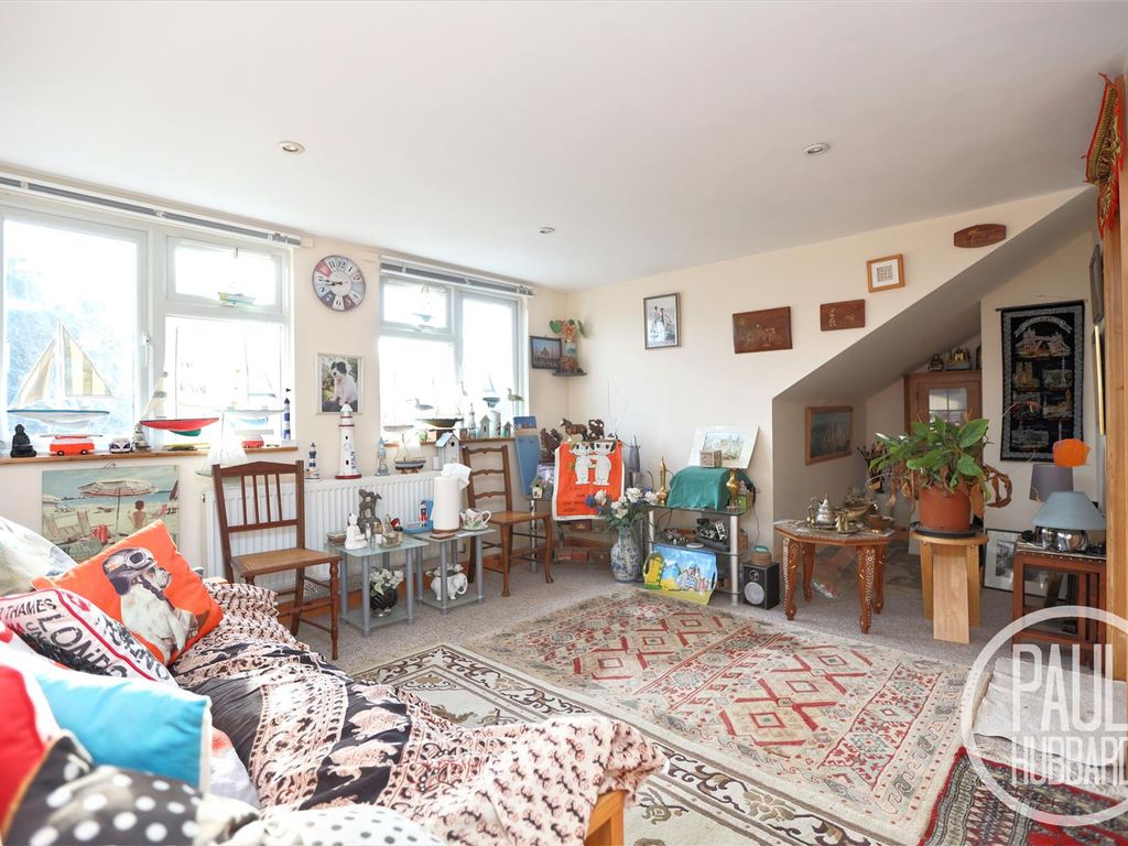 3 bed detached bungalow for sale in Nicholas Drive, Reydon, Southwold