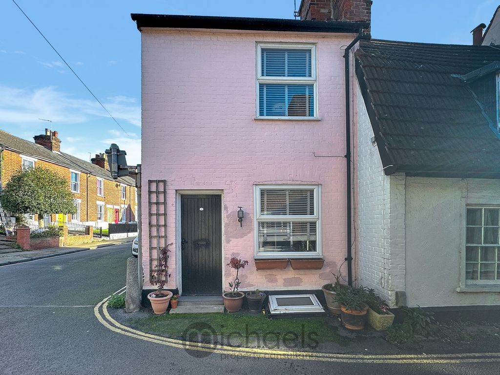 2 bed cottage for sale in Hospital Lane, Colchester CO3, £260,000 Zoopla