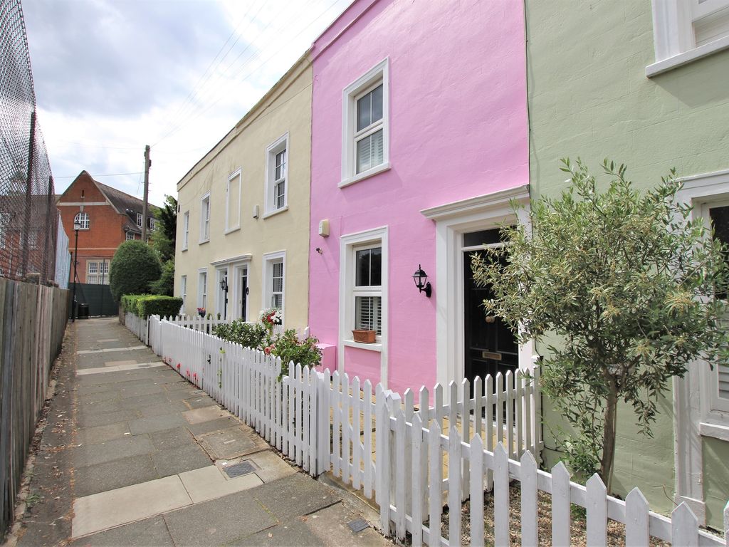 2 bed terraced house for sale in Holly Walk, Enfield EN2 Zoopla