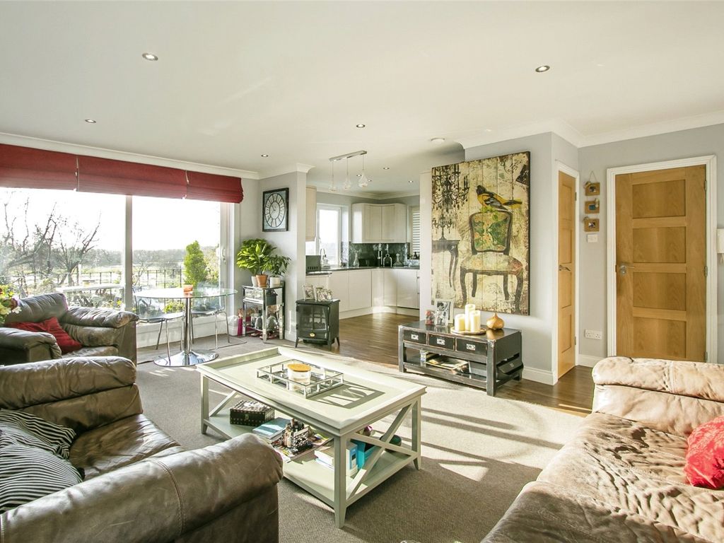 2 bed flat for sale in Strides Lane, Ringwood, Hampshire BH24 Zoopla